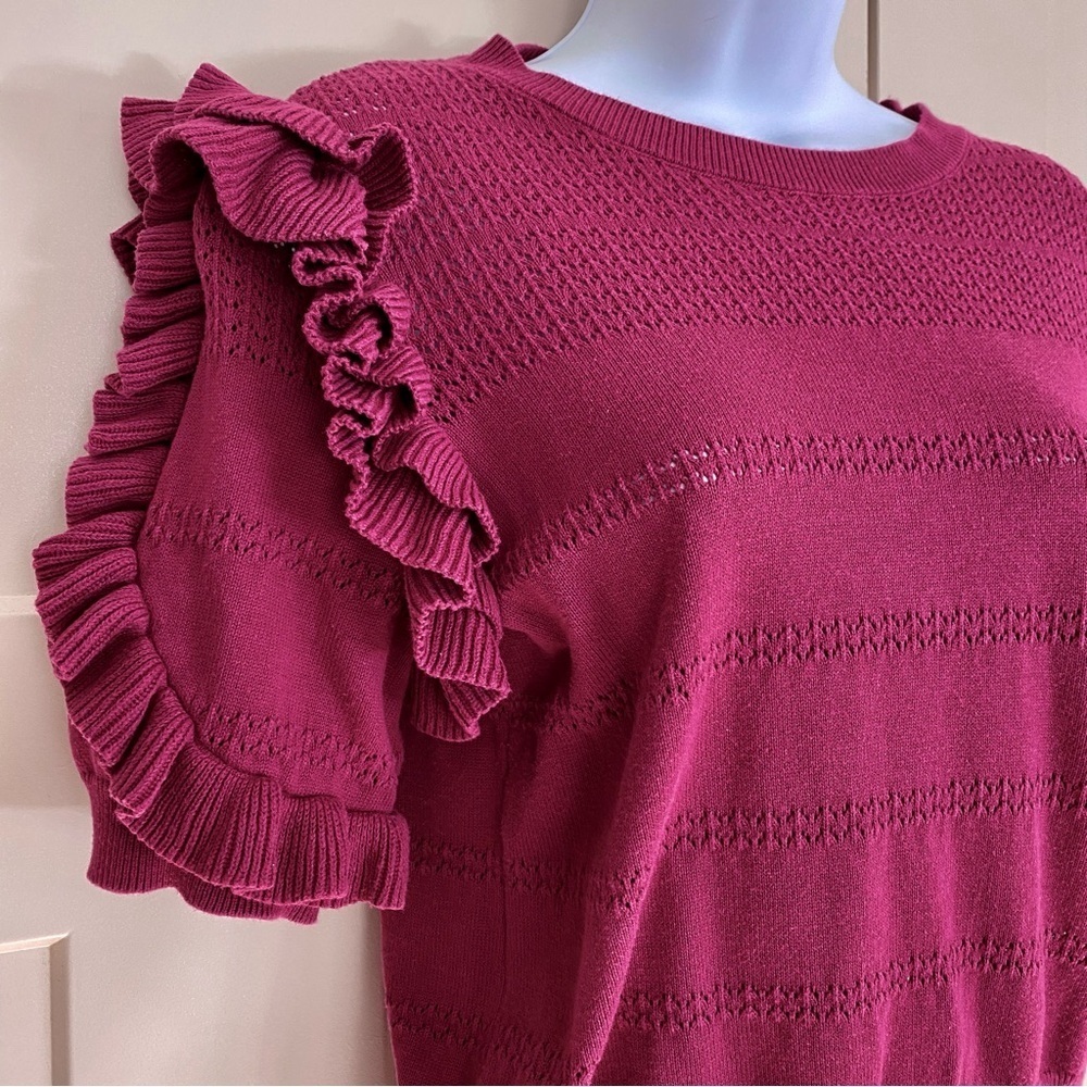 Calligraphie Raspberry Short Sleeve Top Size Medium Ruffled Puff Cropped Sweater - Picture 2 of 11